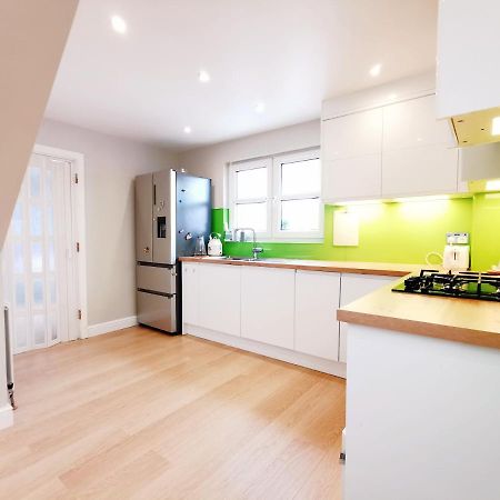 Modern And Spacious Double&King Bedrooms Both With Private Bathrooms Edinburgh Ngoại thất bức ảnh